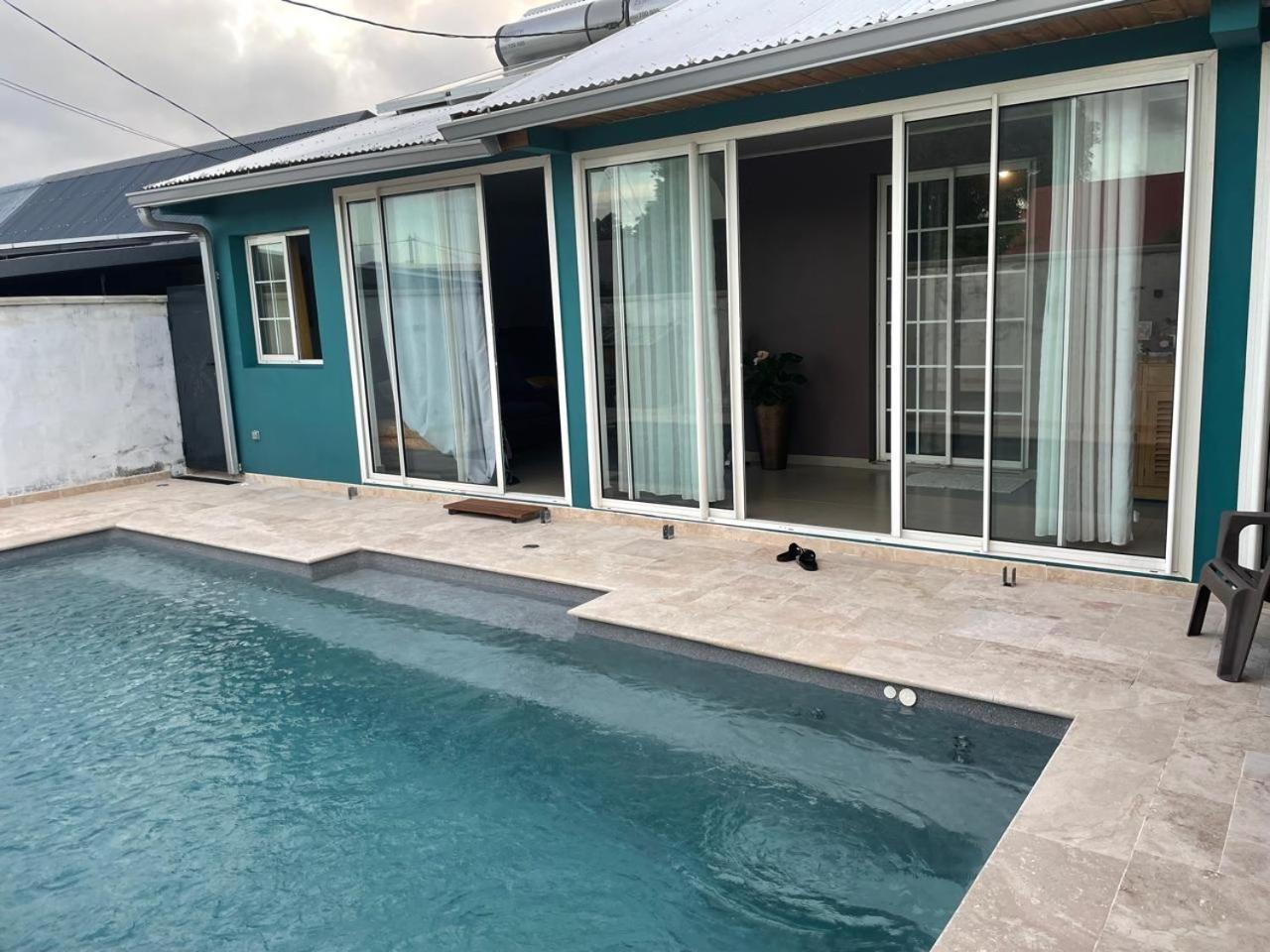 Escapade Dans L'Est Chambre Confort Avec Piscine Bras-Panon Exterior photo