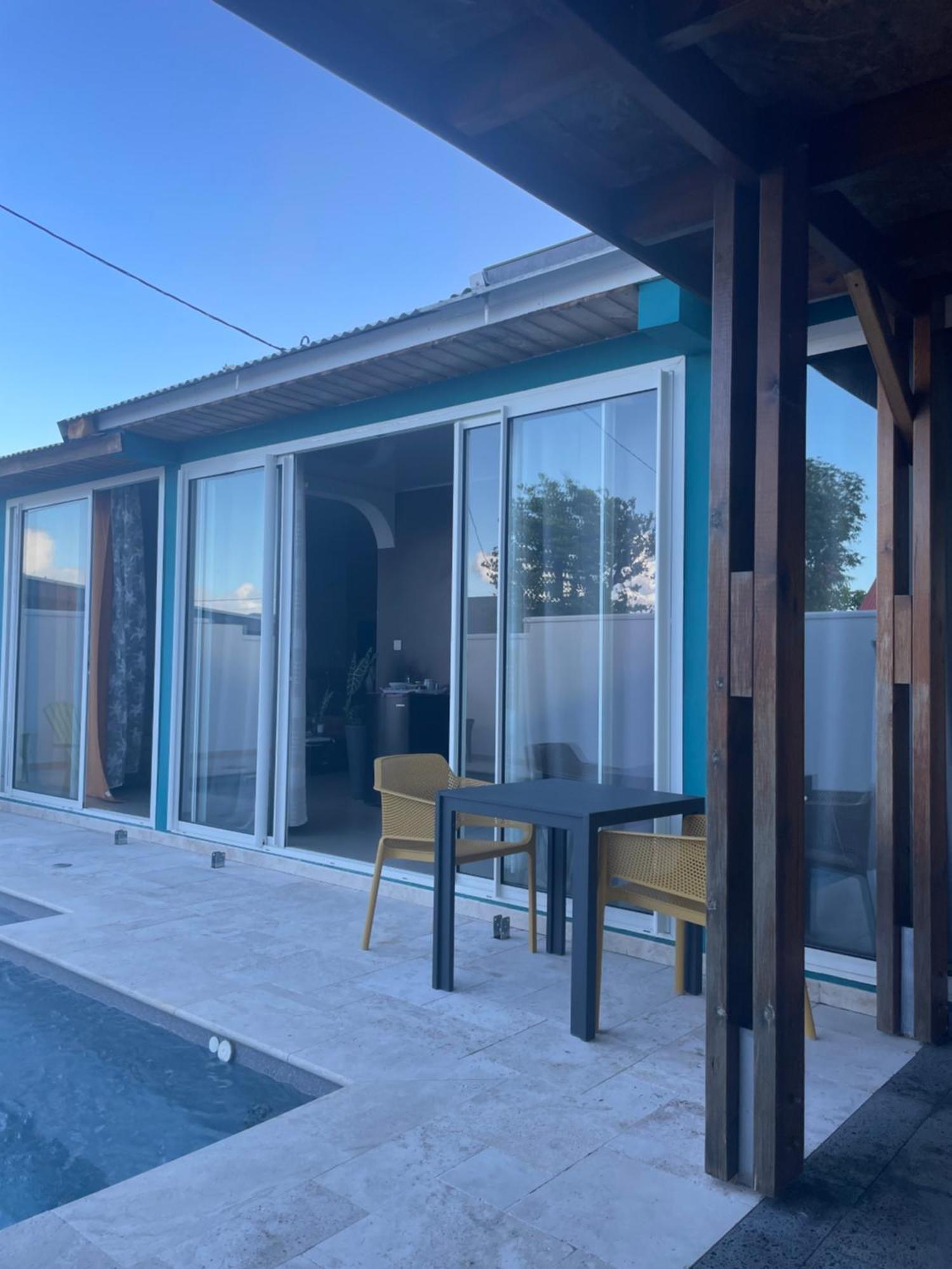Escapade Dans L'Est Chambre Confort Avec Piscine Bras-Panon Exterior photo